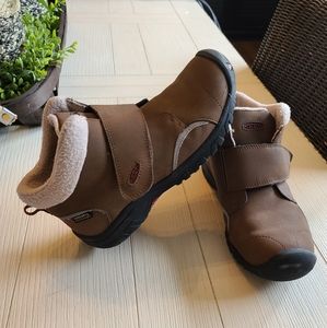 KEEN Waterproof Velcro Boots